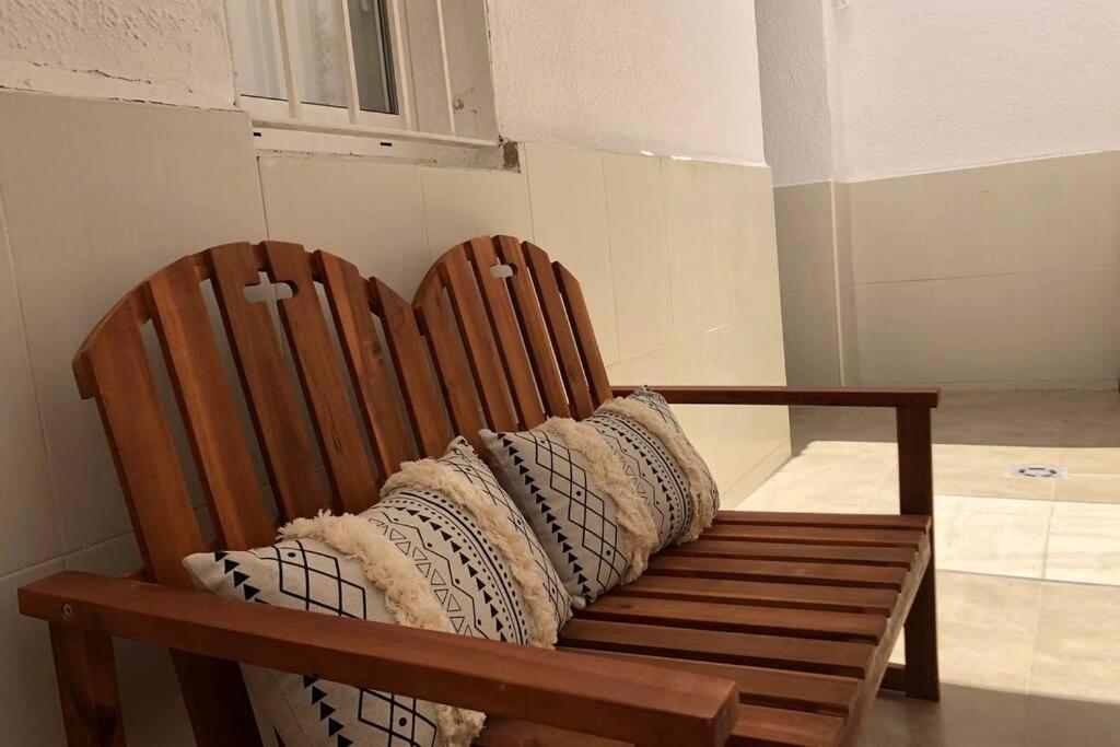 M4 Cool Terrace. 1 Min To Metro. 15 Min To Center Apartment Esplugues de Llobregat Exterior photo