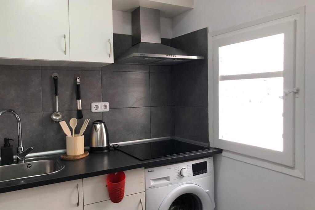 M4 Cool Terrace. 1 Min To Metro. 15 Min To Center Apartment Esplugues de Llobregat Exterior photo